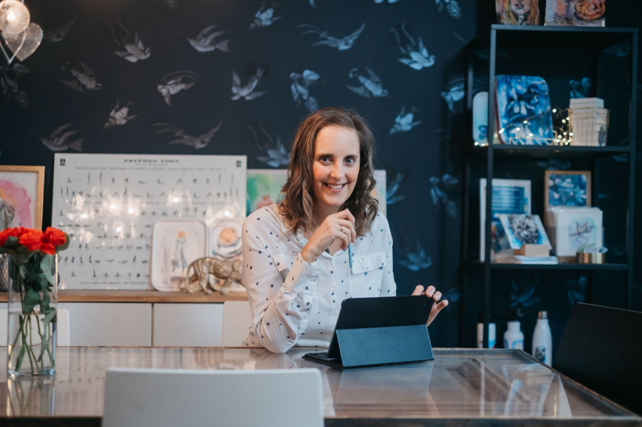 Maria Helgars, senior projektledare som ibland arbetar som innovationsledare, ibland projektledare och ibland förändringsledare.